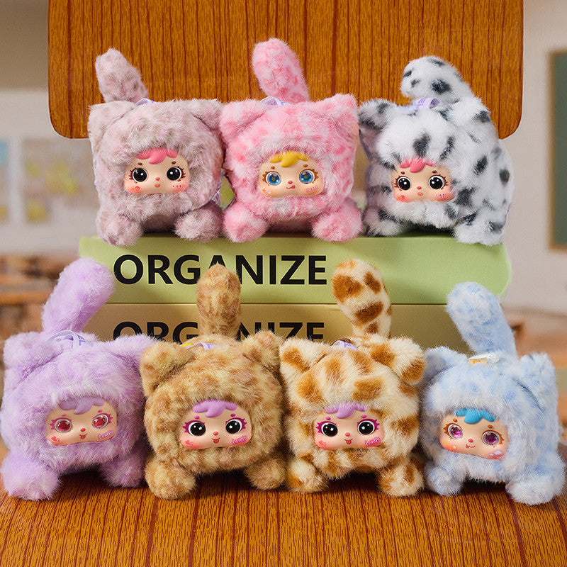 ELAINREN Plush Doll Blind Box,Stuffed Cat Kitten Series Blind Boxes Stuffed Keychain/9cm