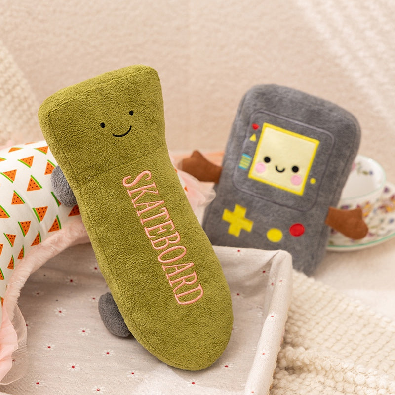 ELAINREN 5Pcs Gaming Equipment Plush Pretend Play Set(Beer/Skateboard/Game console/Handle/Mobile Phone)
