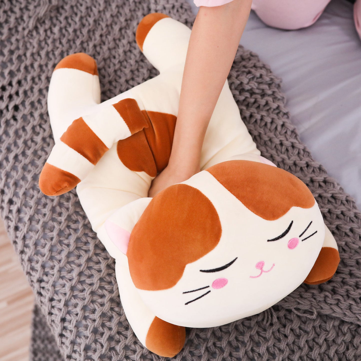 ELAINREN Super Soft Calico Cat  Plush Soft Pillow/23.6‘’