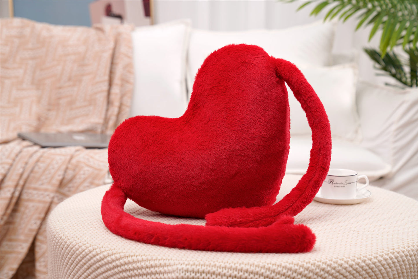 ELAINREN Super Soft Heart-shaped Plush pillow decor for home/bed/sofa